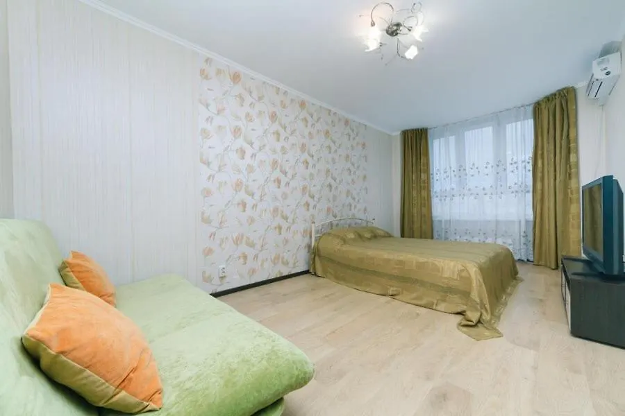 Apartment On Akhmatovoyi 32/18 キエフ 0*,  ウクライナ