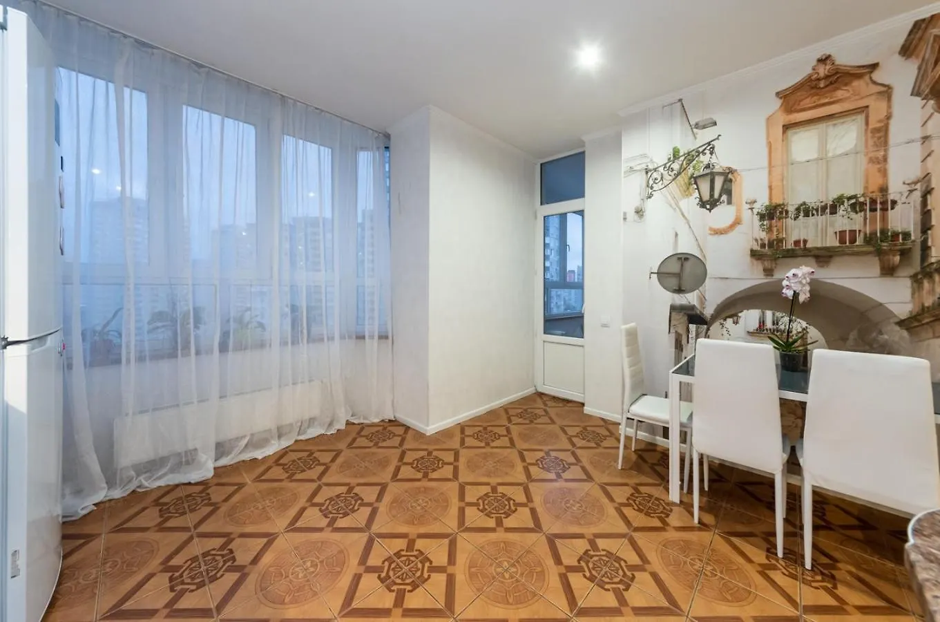 Apartment On Akhmatovoyi 32/18 كييف