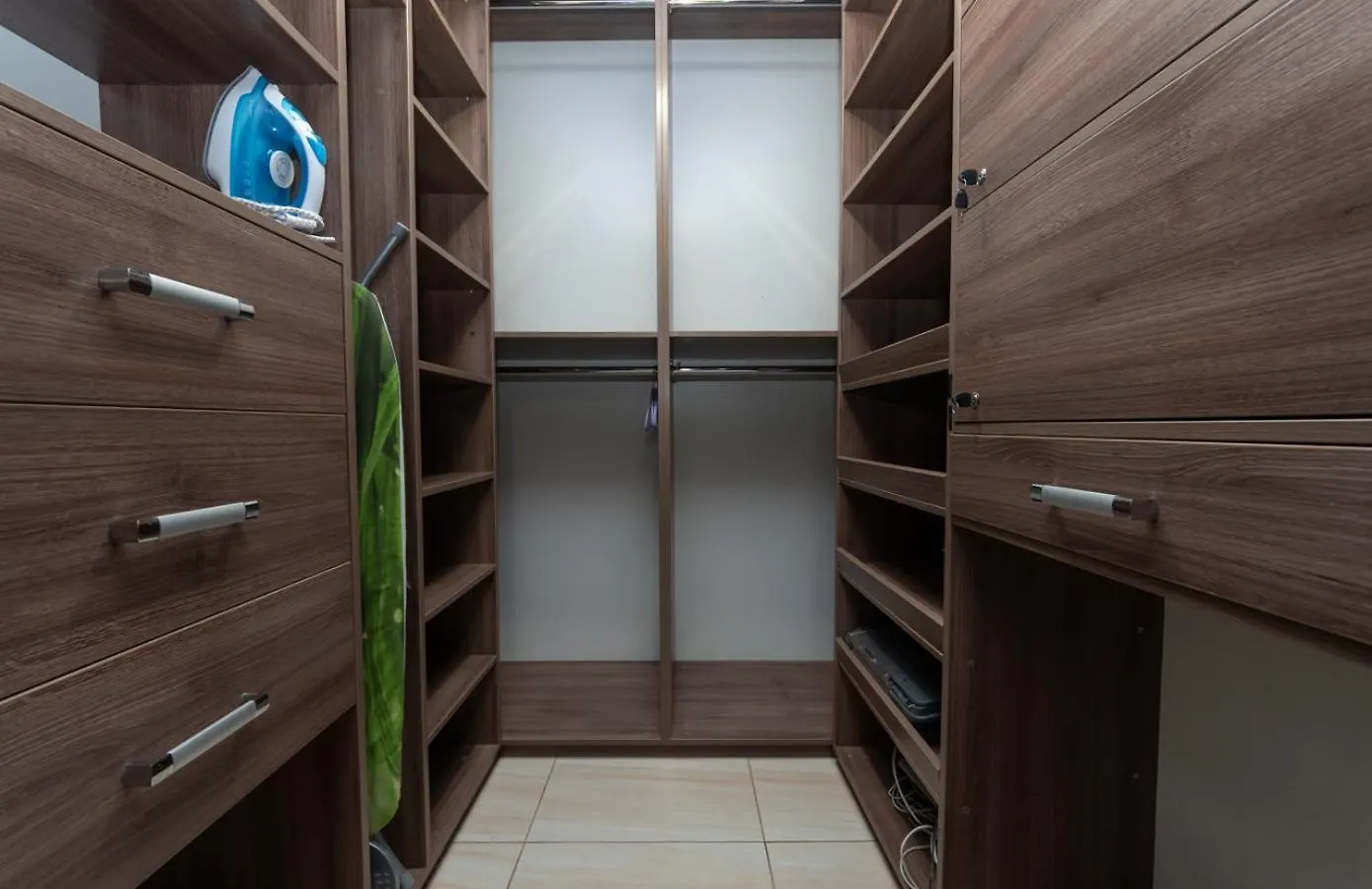 Apartment On Akhmatovoyi 32/18 كييف أوكرانيا